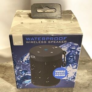 Waterproof Wireless Speaker (NWT!)
